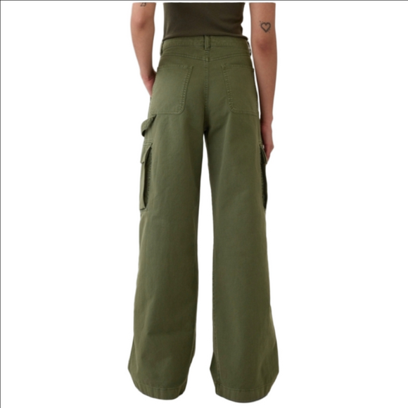 🔥ABSOLUTE FINAL💲⬇️GAP Women Olive Green Wide-Leg Cargo Pants, Size 8 ~ NWT - Picture 3 of 12